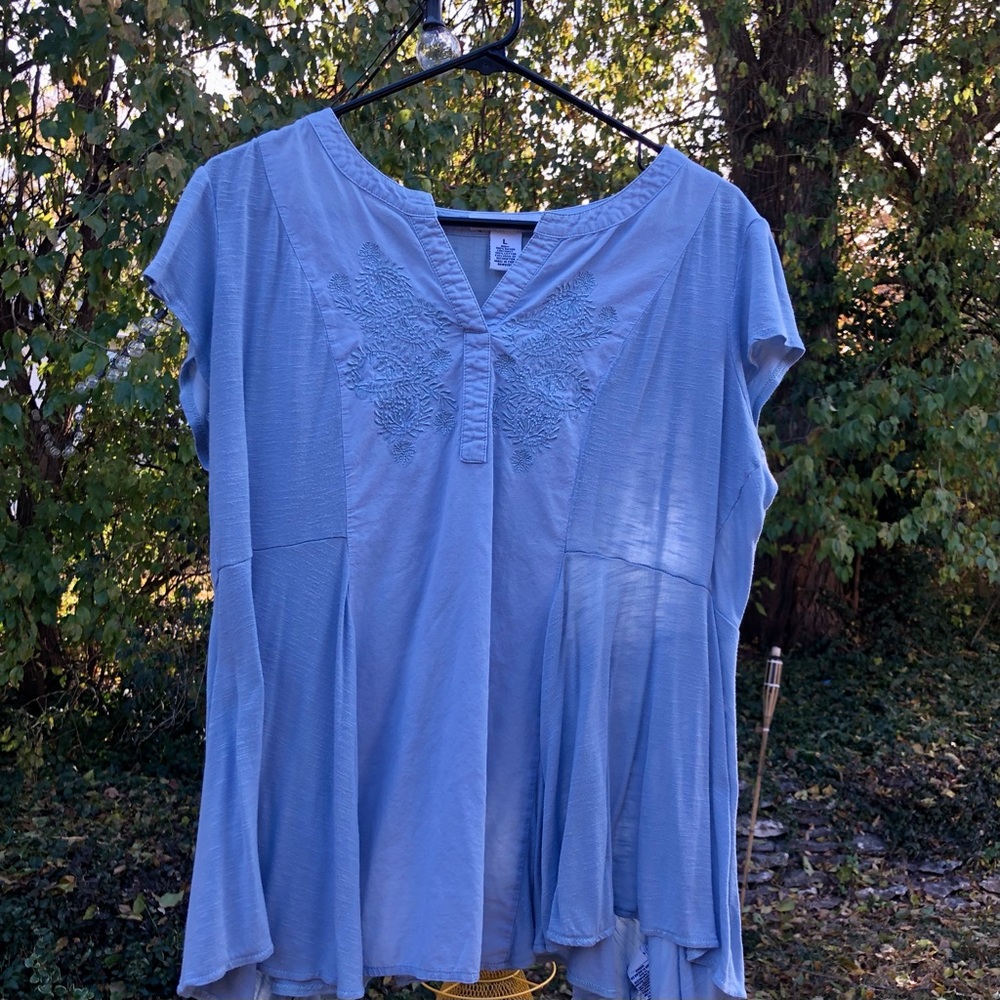Light blue Adobe Star tunic style top